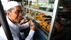 Tempe merupakan makanan rakyat yang paling digemari seluruh masyarakat Indonesia, Begitu juga dengan Presiden Indonesia, Jokowi Widodo, Beliau sendiri pernah mengatakan kalau tempe adalah makanan favoritnya. (Istimewa)