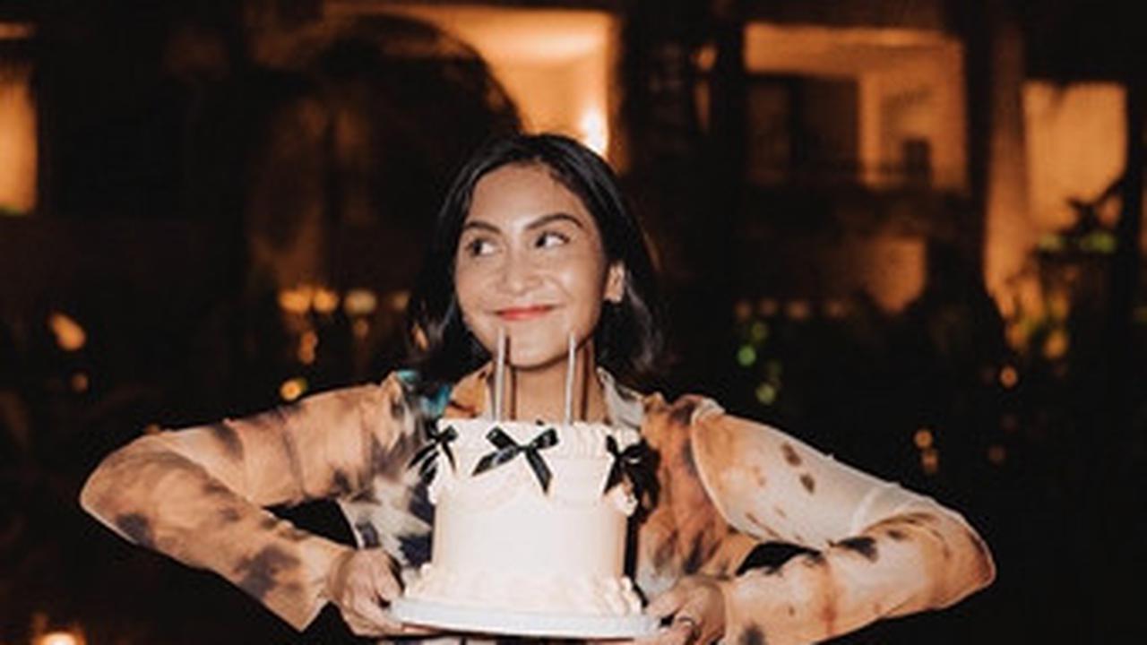 Foto-foto Kejutan Ulang Tahun Caca Tengker, Usia Bertambah Cantiknya Makin Paripurna