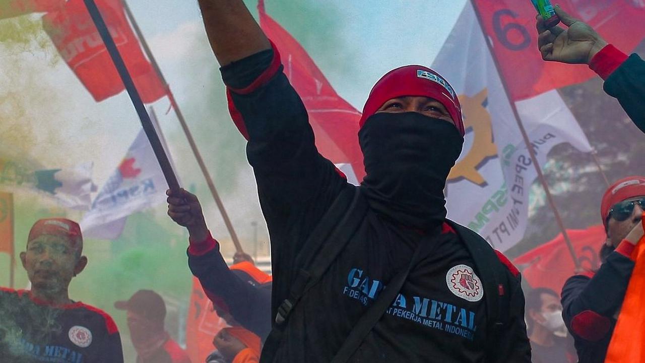 Dalam aksinya, mereka mendesak pemerintah mencabut Peraturan Pemerintah Nomor 21 Tahun 2024. Foto: merdeka.com / Arie Basuki