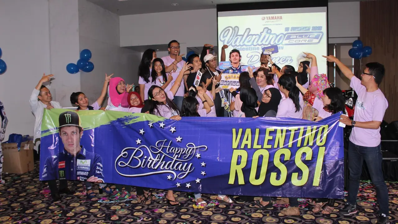 Rossi Dapat Kado Ultah Spesial dari Fans Indonesia