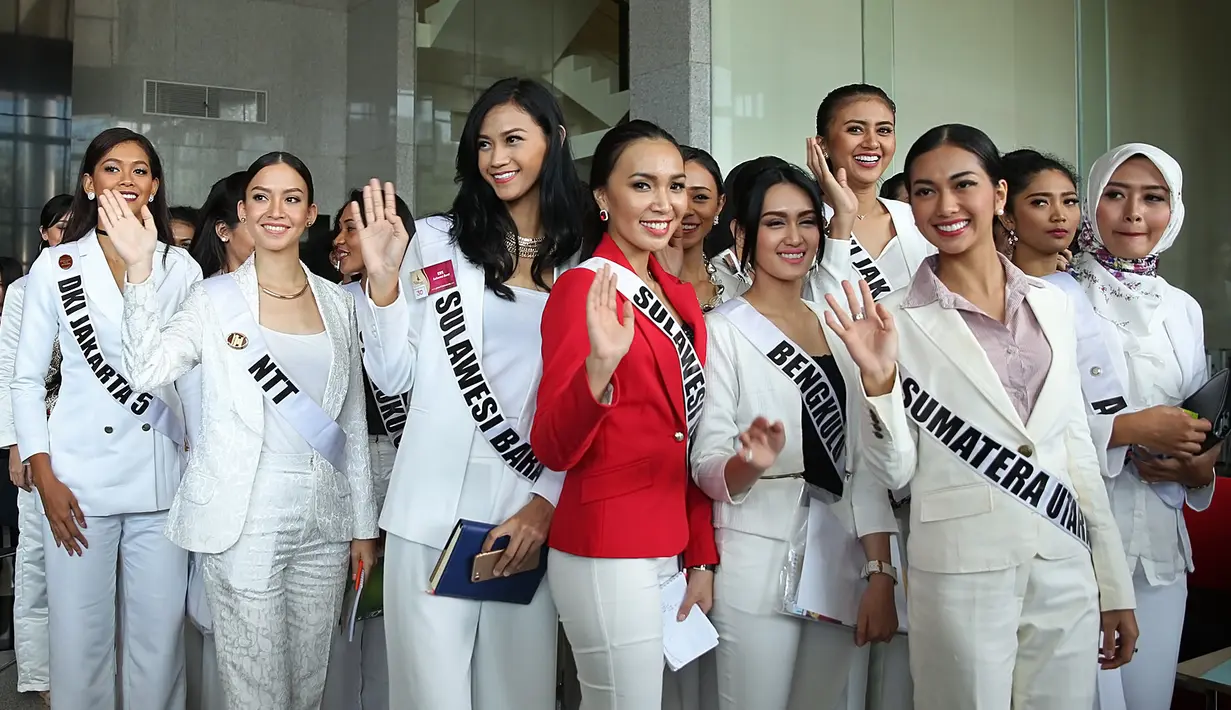 "Yayasan Puteri Indonesia sebagai bagian dari masyarakat memang ingin berikan pendidikan kepada wanita muda Indonesia untuk berpartisipasi turut menangani masalah bangsa," kata Putri Kuswisnuwardhani. (Bambang E. Ros/Bintang.com)