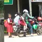 Kelakuan Kocak Anak Sekolah saat Naik Ojek Online  (Sumber: Instagram/