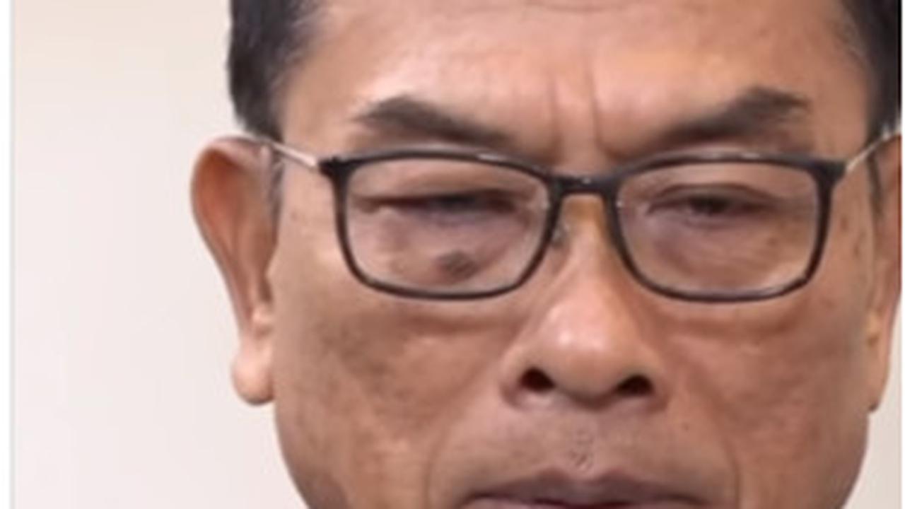 Namun lantaran orangtua merupakan petani, maka eks Kasad TNI itu menyebut jika dirinya ingin berbalas budi. Salah satu caranya yakni dengan terjun langsung, memperbaiki dan berkiprah di sektor pertanian.&nbsp;<br>