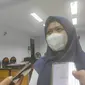 Lia Samiden, warga Desa Dumati, Kecamatan Telaga Biru, Kabupaten Gorontalo (Kabgor) menanti kepastian hukum pelaku korupsi GORR (Arfandi Ibrahim/Liputan6.com)