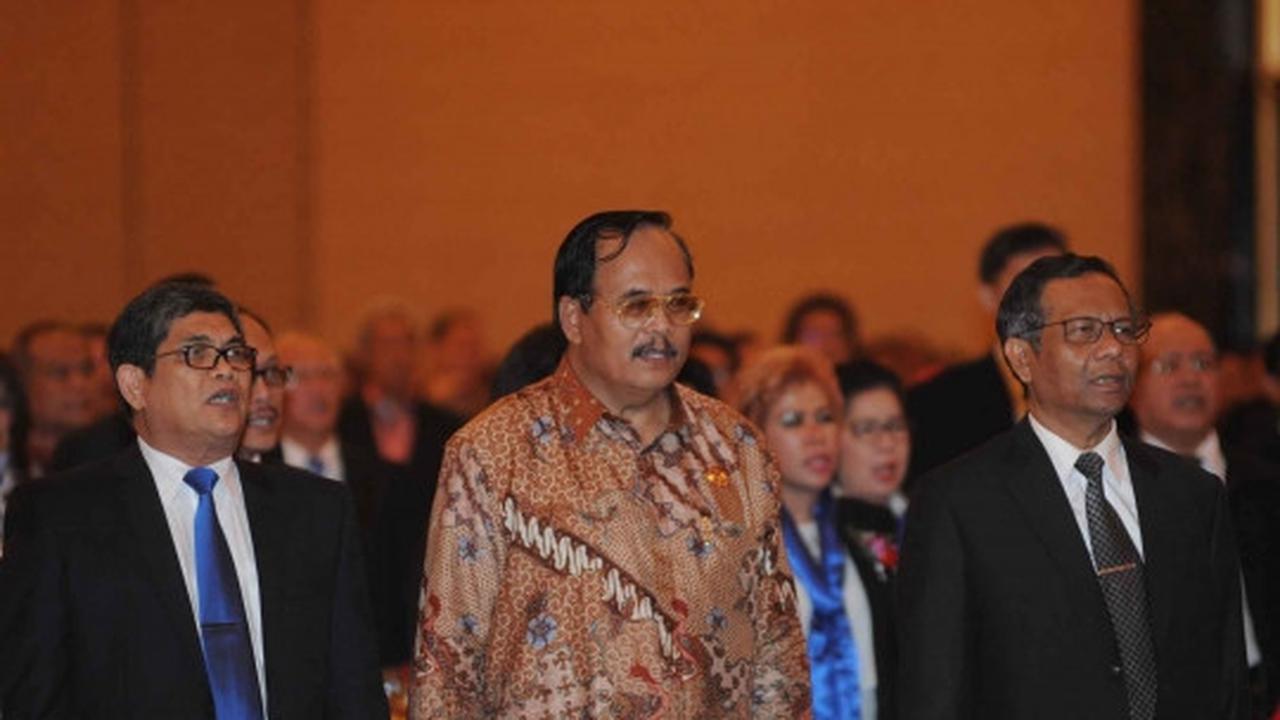 Pelantikan pengurus Peradi periode 2015-2020