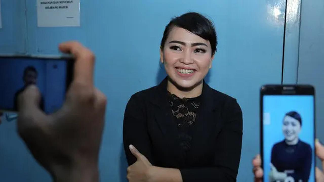Suami Jelaskan Nasib Kontrak Kerja Mpok Alpa Setelah Meninggal Dunia
