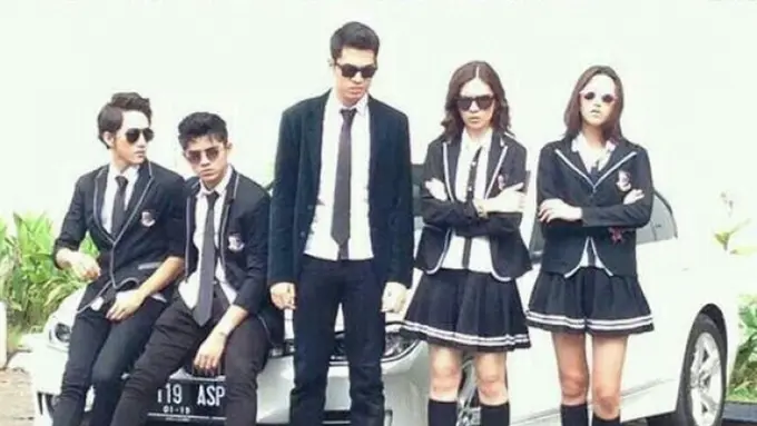 Beda Gaya Anak SMA di Sinetron dengan di Dunia Nyata