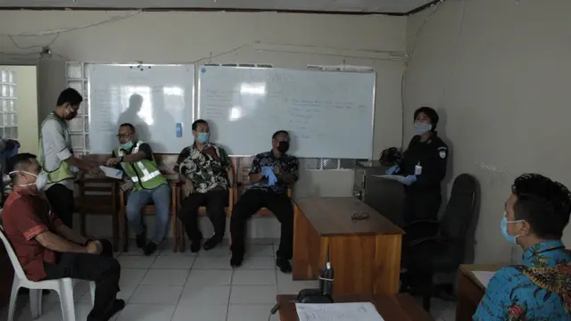 Repatriasi WNI dari Timor Leste oleh KBRI Dili.