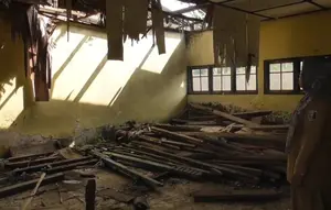 SD di Lampung Rusak Parah, Ruang Guru Jadi Kelas dan Siswa Belajar Bergantian