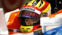Rio Haryanto resmi diberhentikan Manor Racing sebagai pebalap reguler di F1. (Reuters / Andrew Boyers)