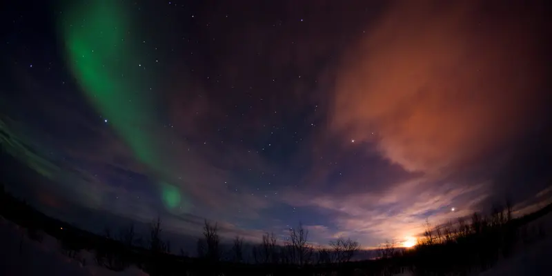 20170315- Aurora Borealis Muncul di Langit Norwegia-AFP Photo