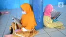 Anak-anak menghapal Al-Quran di Nabinatul Qur'an, Cinere,  Depok, Selasa (20/4/2021). Momentum bulan Ramadhan 14420 H juga dimanfaatkan anak-anak meningkatkan  kemampuan membaca Al-Quran. (merdeka.com/Arie Basuki)