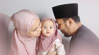 Ilustrasi keluarga muslim/copyright unsplash.com/Ivan Andriavani