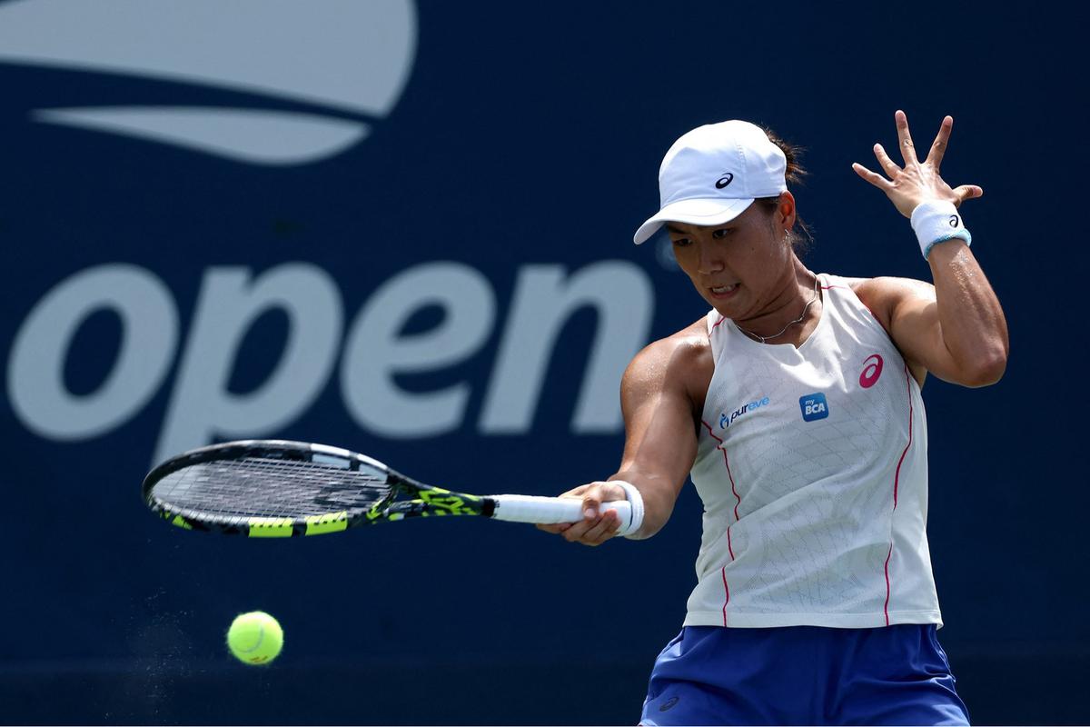 FOTO: Petenis Indonesia Janice Tjen Ukir Sejarah, Lolos ke Babak Kedua US Open 2025