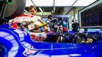 Bos Toro Rosso Buka Pintu untuk Sean Gelael