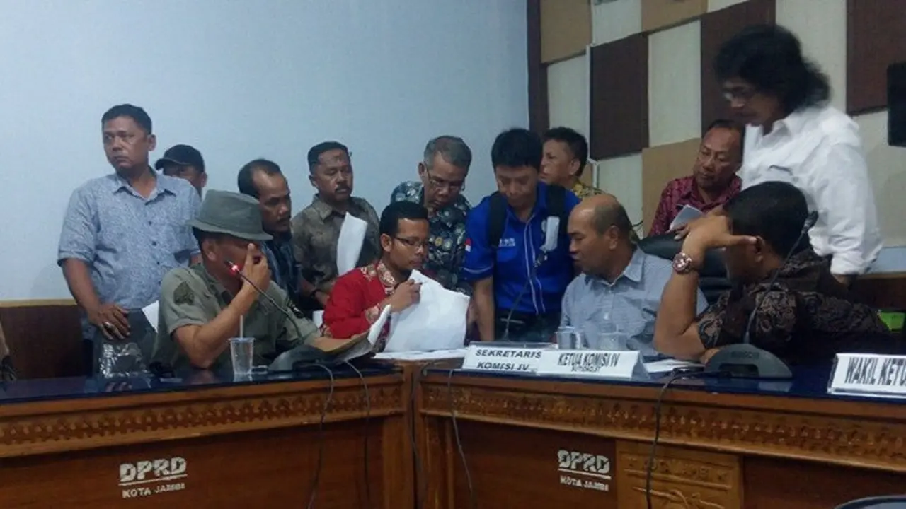 Usai Pekanbaru, 'Teror' Gembok Sekolah Landa 3 SMA di Jambi
