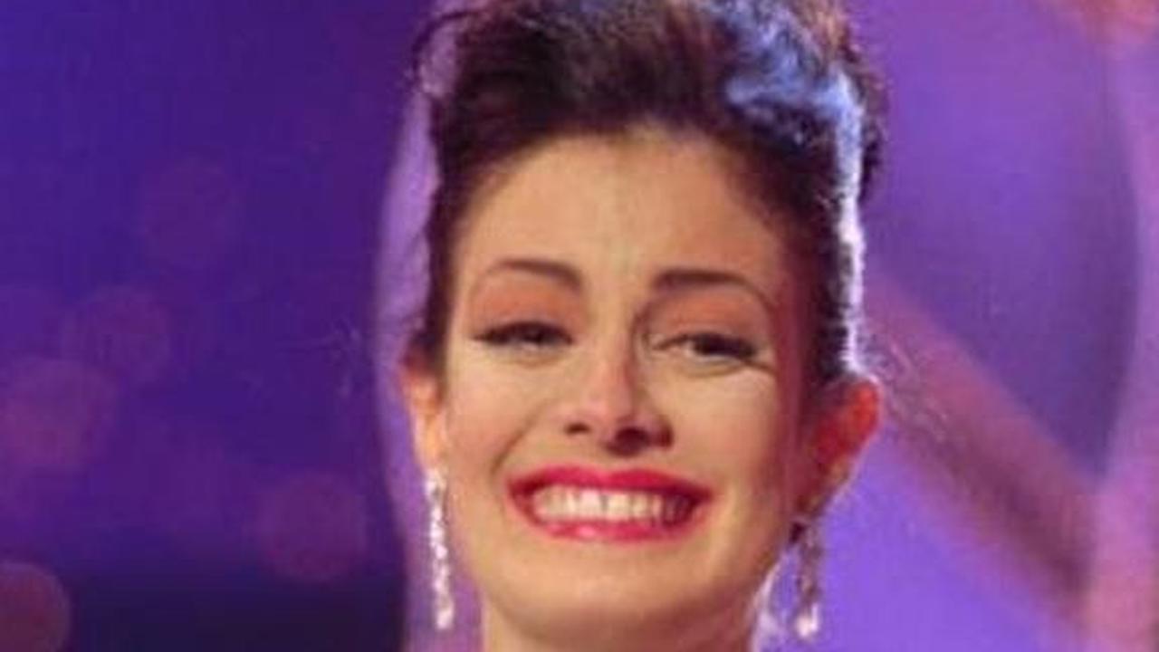 4. Dayanara Torres (1993)