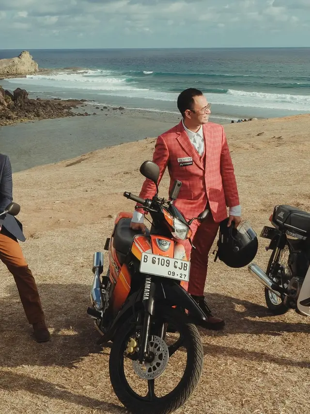 Motor Pertama Raffi Ahmad