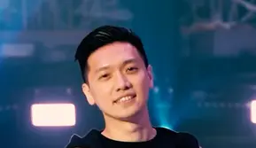 Andrew Susanto Sambut Hari Osteoporosis dengan Senam Anging Mammiri di Makassar
