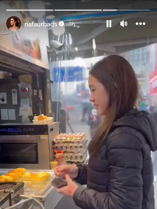 Mikhaela Lee. [Foto: Instagram/nafaurbach]