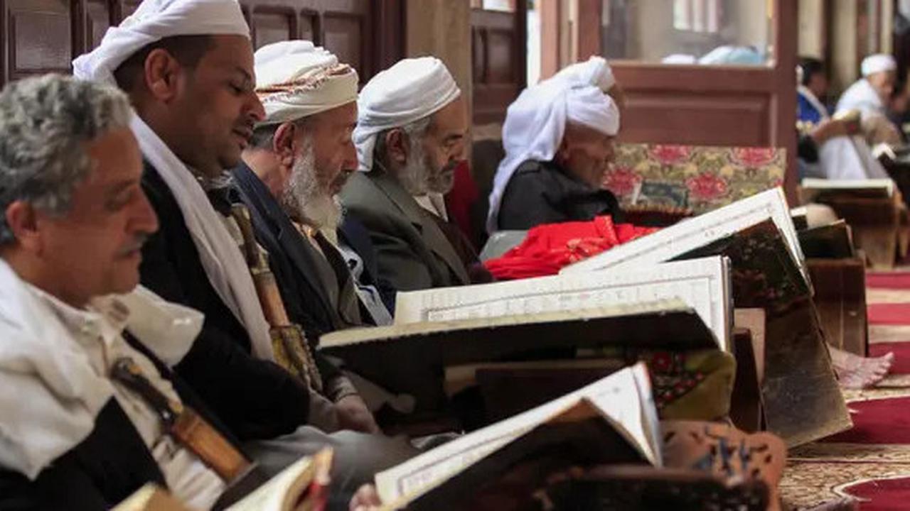 Bacaan Ayat Kursi Beserta Keutamaannya Lengkap Latin dan Terjemah