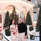 Samuel Wongso bersama anak istri rayakan natal 2019 di Jakarta. (Instagram @mjsehonanda)