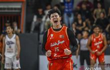 Pelita Jaya vs Dewa United: Duel Sengit Semifinal IBL 2026 Dimulai dengan Keunggulan Tuan Rumah