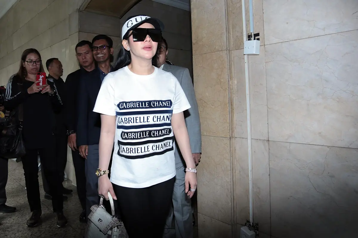 [Bintang] Syahrini