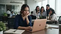 Cara Menghadapi Orang Berusaha Menjatuhkanmu, Kenali Tanda dan Strateginya