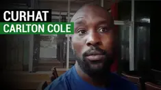 Berita Video curhat Carlton Cole karena kontraknya diputus manajemen Persib Bandung. Manajer Persib, Umuh Muchtar, telah memutuskan untuk tidak lagi bersama Carlton Cole pada putaran kedua Liga 1.