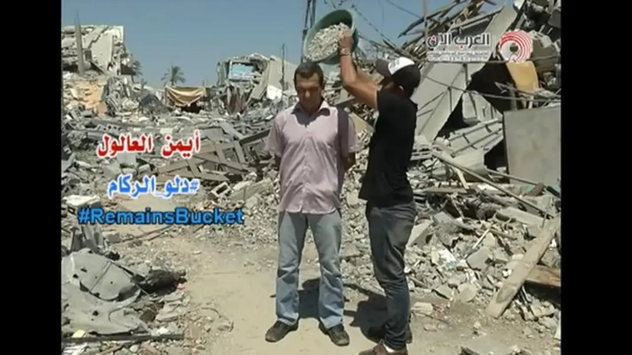 Ice Bucket Challenge Ala Gaza, Pakai Seember Puing 