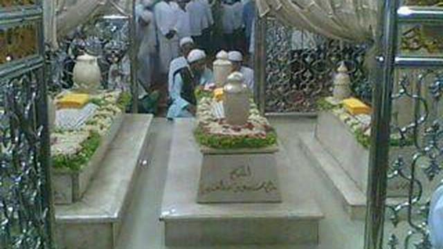 Makam Abah Guru Sekumpul