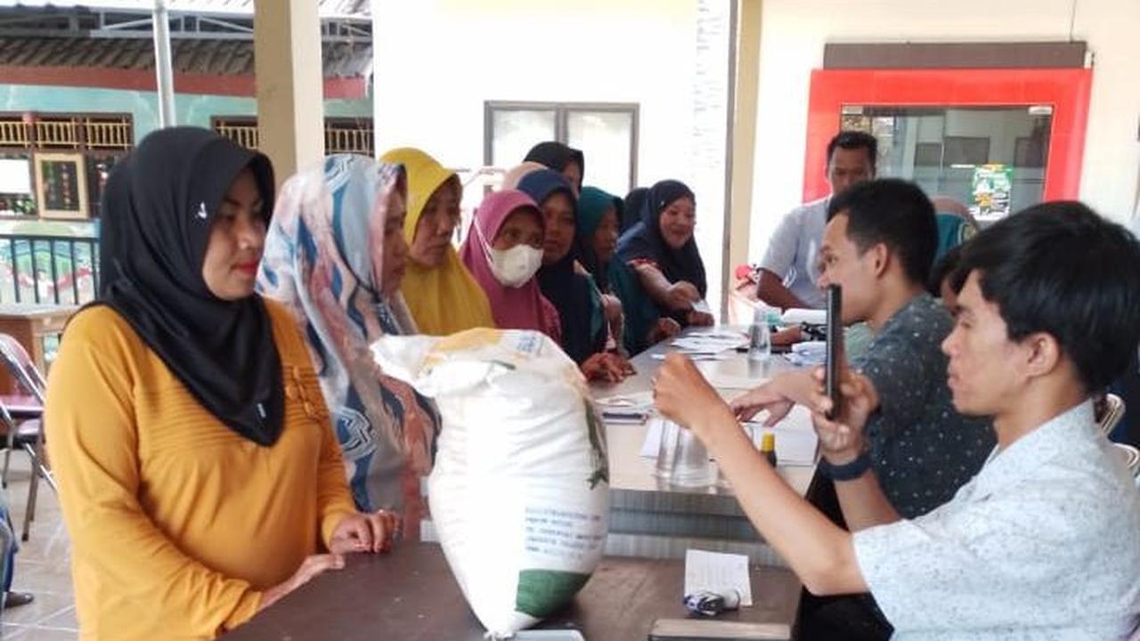 Bansos Beras, Daging Ayam dan Telur Telan Anggaran Rp17,5 Triliun