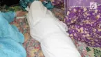 Benda seperti gunting menempel di dada jenazah di Deli Serdang, Sumatera Utara. Berita ini viral di media sosial dan menjadi perdebatan. Apa sebenarnya benda di dada jenazah tersebut?
