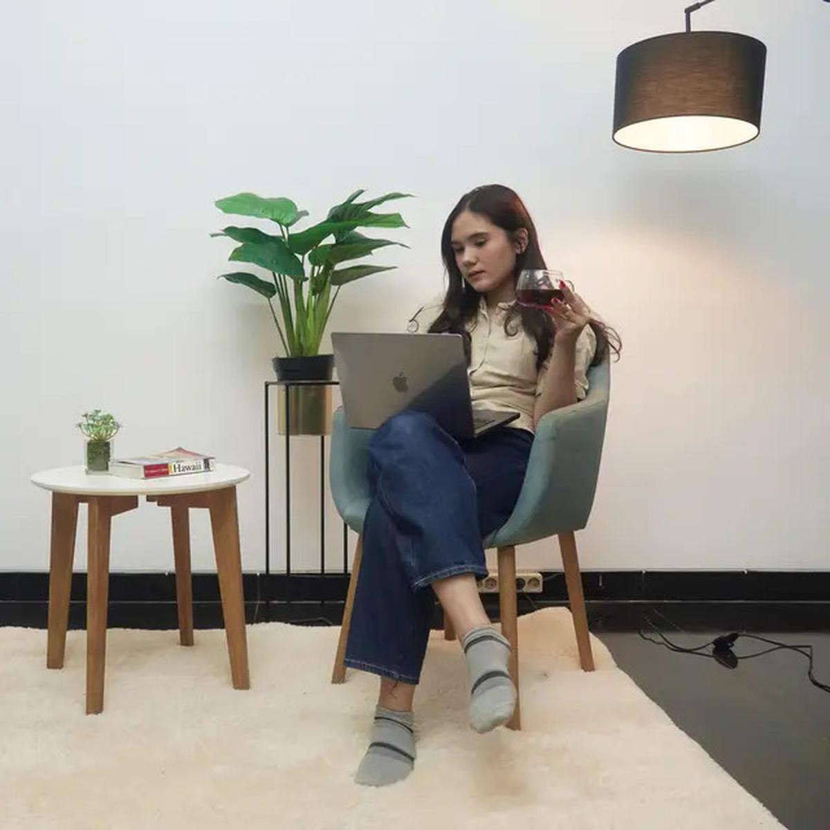 Alasan Mengapa Kita Lebih Jarang Curhat Seiring Bertambah Dewasa