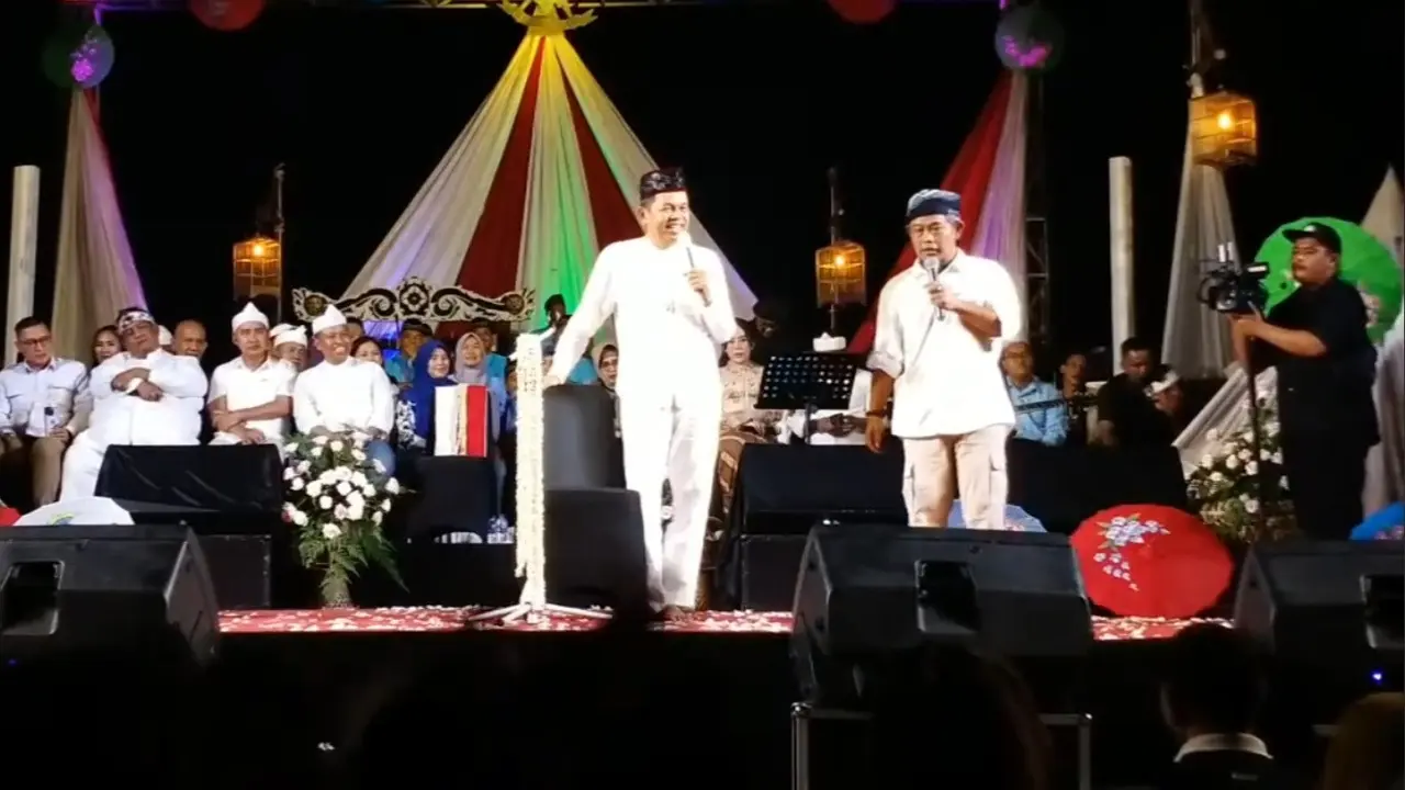 Gubernur Jawa Barat terpilih, Dedi Mulyadi melakukan tasyakuran pemenangan di wilayah Tapos, Depok. (Liputan6.com/Dicky Agung Prihanto)