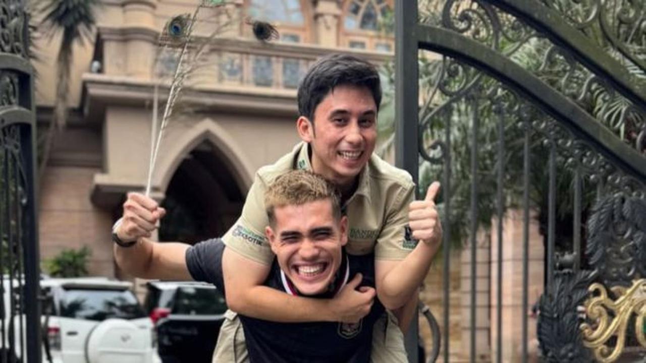 5 Potret Aisar Khaled Nekat Masuk Kandang Harimau Milik Alshad Ahmad, Berujung Panik Minta Ampun (credit: https://www.instagram.com/aisar_khaledd/)