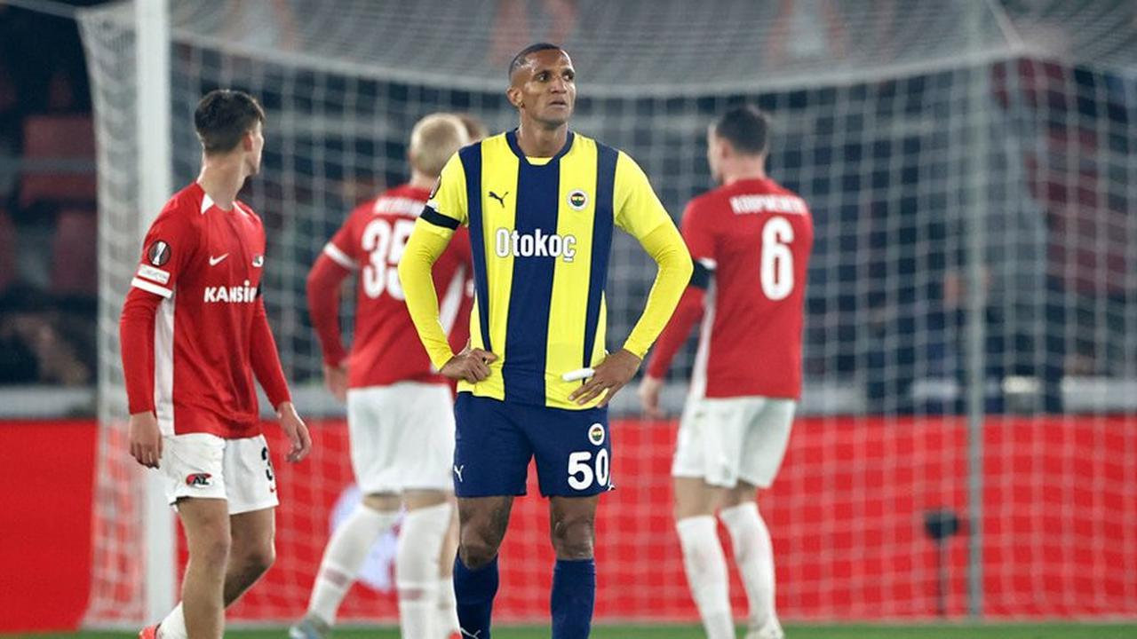 Hasil AZ Alkmaar vs Fenerbahce: Jose Mourinho Nonton di Tribune, Timnya Keok 1-3