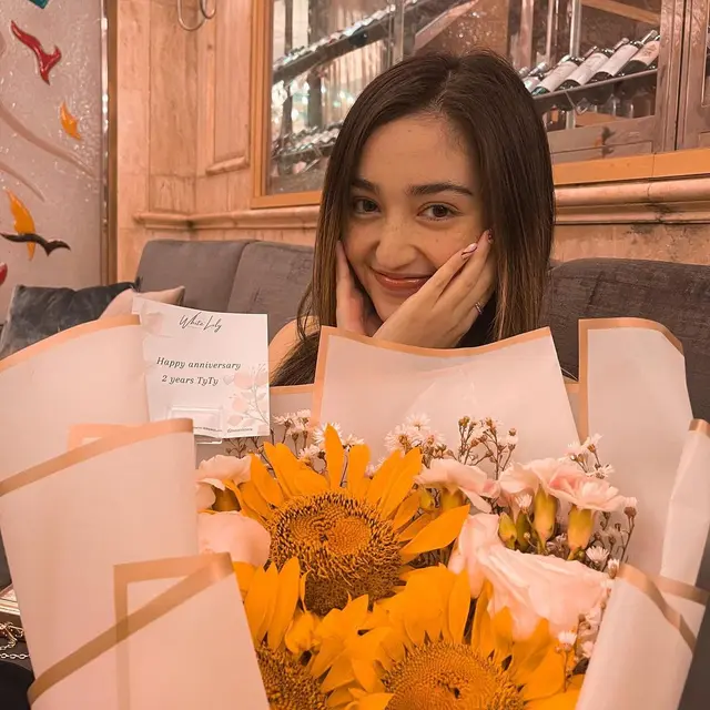 Sebut Pacaran Terlama, Ini 6 Momen Anniversary Rayn Wijaya dan Ranty Maria