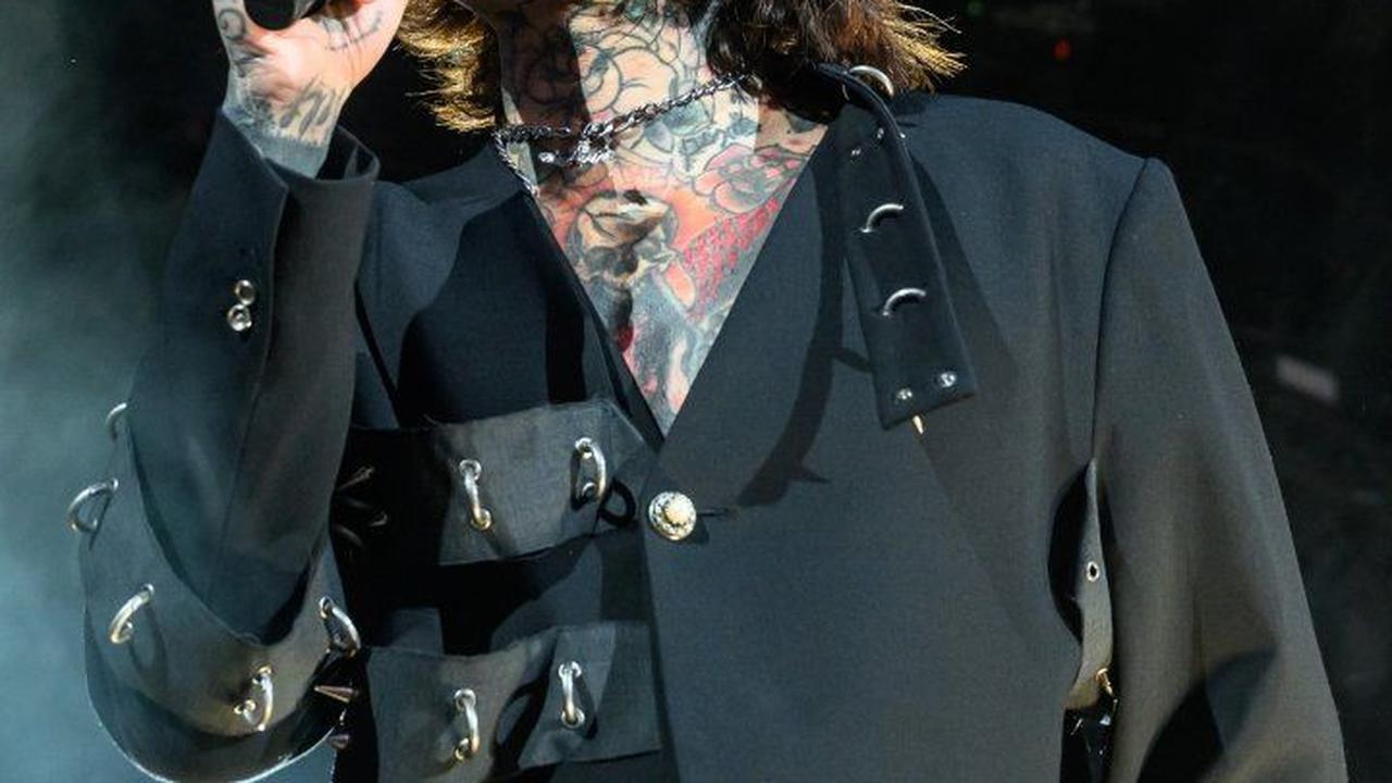 Penonton Ricuh Saat Konser Bring Me The Horizon di Jakarta Tiba-tiba Dihentikan