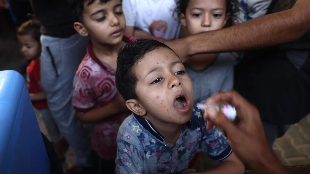 Jangkau Ratusan Ribu Anak-anak, Program Vaksinasi Polio Tahap Dua Dilaksanakan di Gaza
