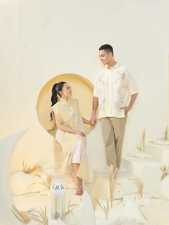 8 Gaya Seleb Rayakan Lebaran Bareng Kekasih, Ayu Ting Ting-Muhammad Fardhana hingga Chef Juna-Citra Anidya