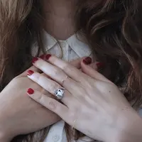 Ilustrasi Mimpi Cincin Patah Credit: pexels.com/Giulia