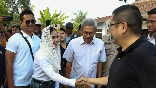 Baby Niken atau Desy Nike Ria maju menjadi caleg DPRD Banten dari Partai Perindo.