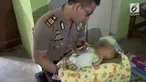 Sejak lahir bayi ini menderita luka bakar di beberapa bagian tubuhnya. Beberapa kali berobat, belum ada hasil yang signifikan.