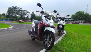 New Mio M3 125 merupakan motor pertama Yamaha Indonesia yang menganut teknologi Blue Core sehingga membuatnya Efisien – Bertenaga – Handal. 