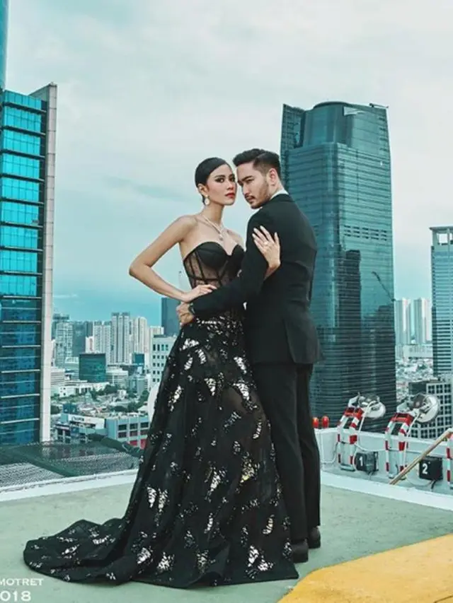 [Bintang] Syahnaz Sadiqah dan Jeje Govinda