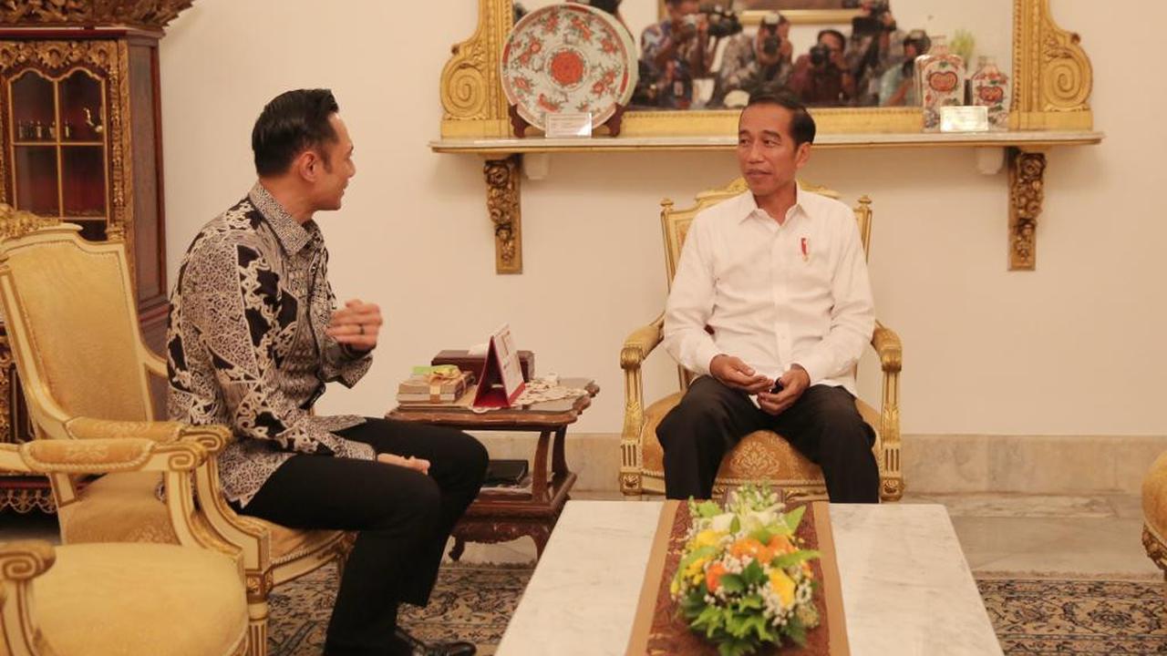 Presiden Jokowi bertemu dengan Ketua Kogasma Partai Demokrat Agus Harimurti Yudhoyono (AHY). (Foto: Michael Wicaksono_Kogasma PD)