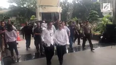 Amien Rais baru akan datang setelah mendapat kepastian diterima oleh pimpinan KPK.