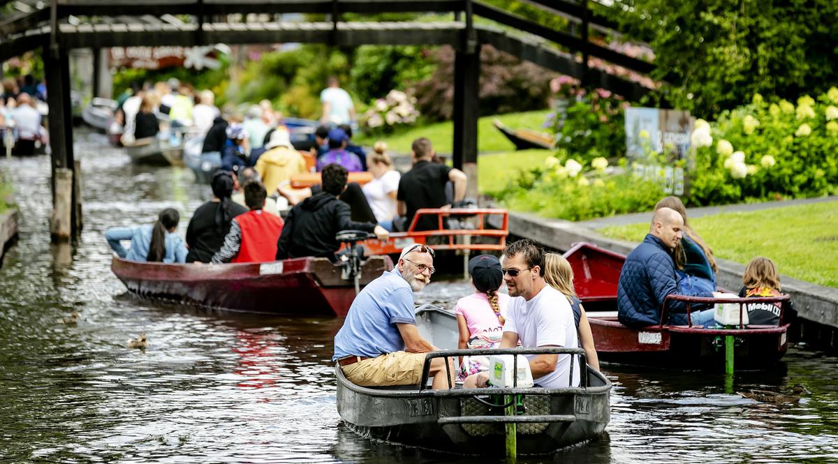 Desa Giethoorn